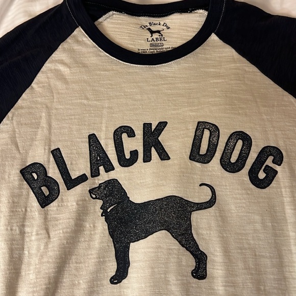 THE BLACK DOG Cream and Black Raglan T-Shirt, size small - Picture 8 of 11